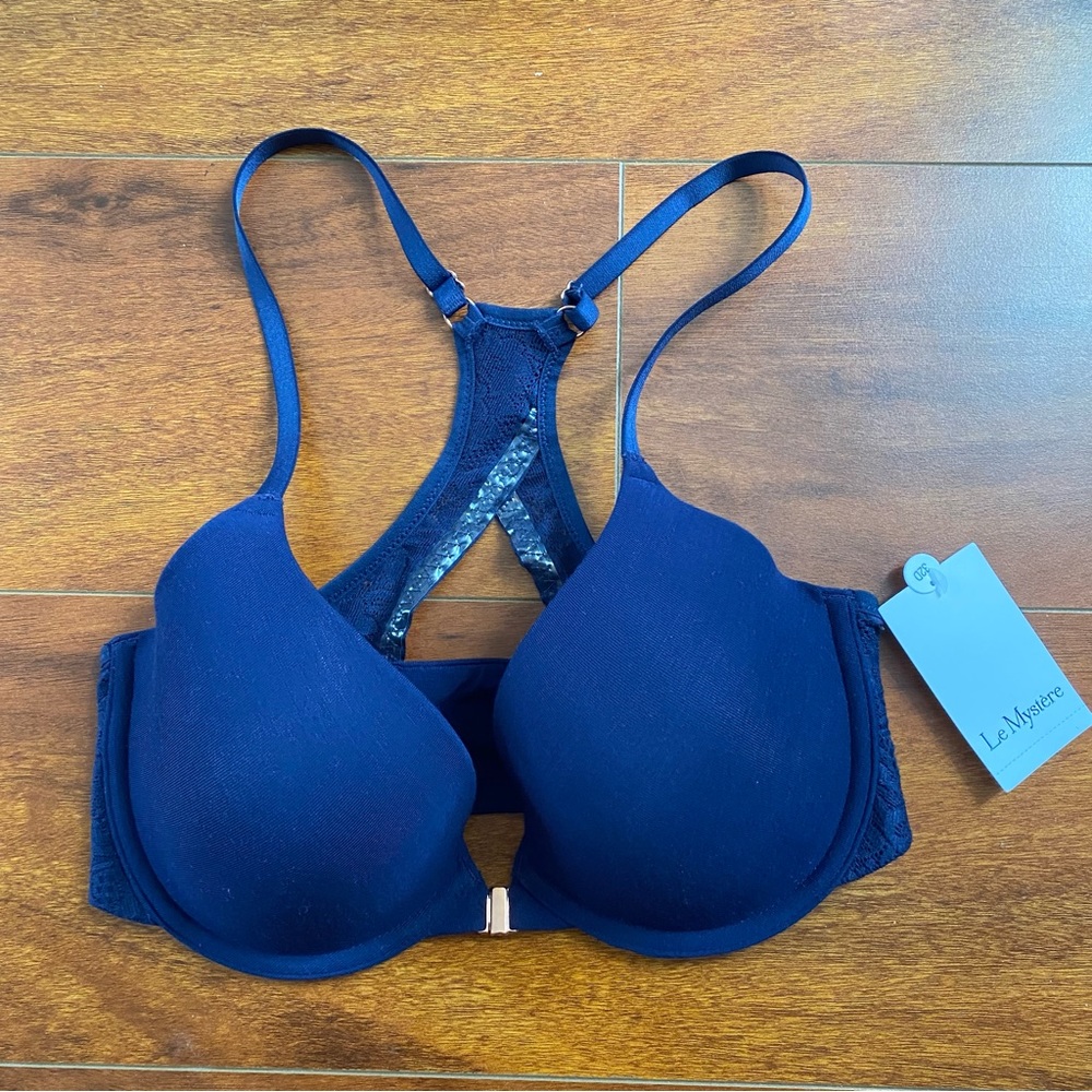 BRAND NEW W/ TAG RACERBACK BRA (WITH FRONT CLASP)